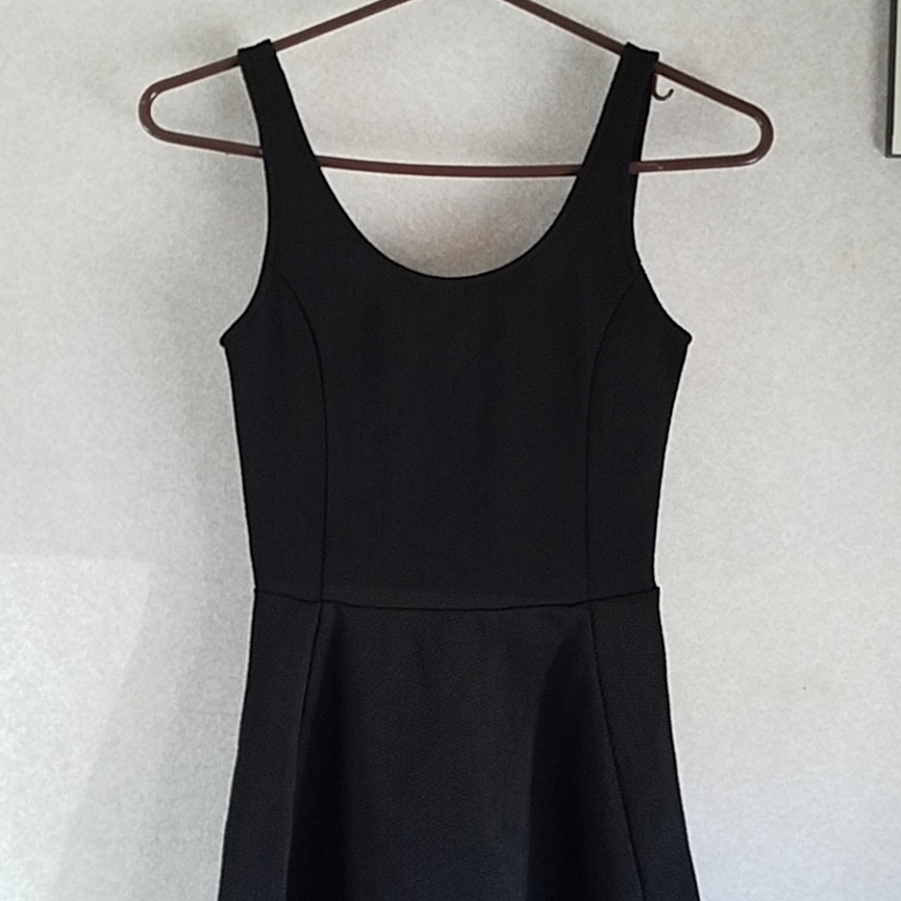 H&M Dress - Picture 1 of 5
